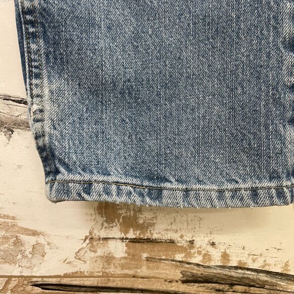 Vintage Wrangler Jeans Mens 32x35 Light Wash Distressed Vintage Wrangler Jeans - Picture 5 of 16